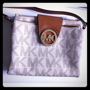 Michael Kors Crossbody